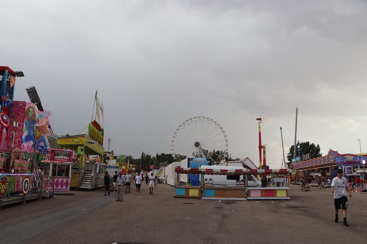 Las imágenes del primer día de las Fiestas de San Juan y San Pedro 2025