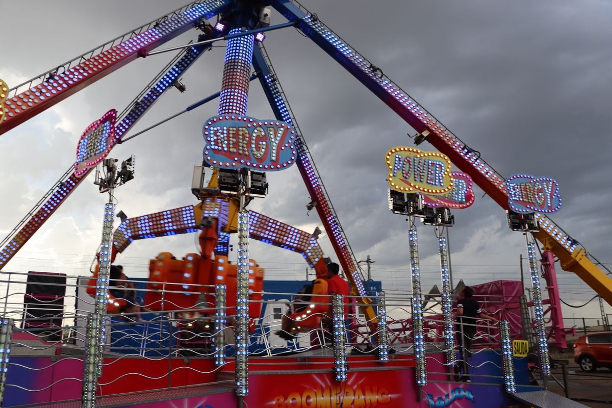 Las imágenes del primer día de las Fiestas de San Juan y San Pedro 2025