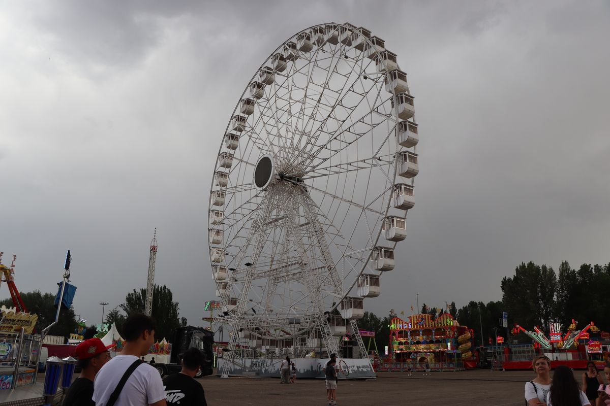 Las imágenes del primer día de las Fiestas de San Juan y San Pedro 2025