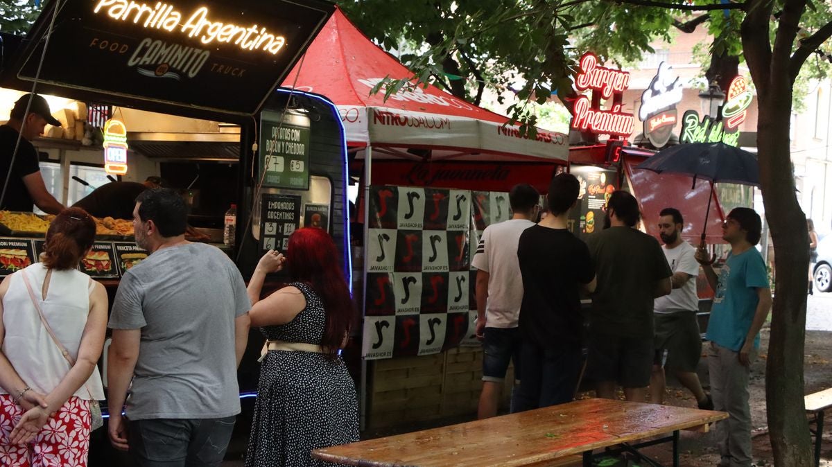 Las imágenes del primer día de las Fiestas de San Juan y San Pedro 2025