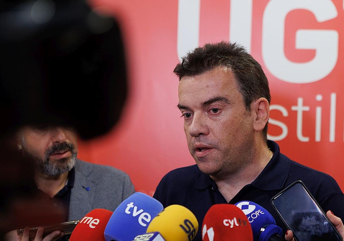 Celebración del Congreso Extraordinario de UGT Soria. Al mismo asisten el secretario general de UGT Castilla y León, Óscar Lobo, el secretario general de UGT Soria, Juan Manuel Peña.