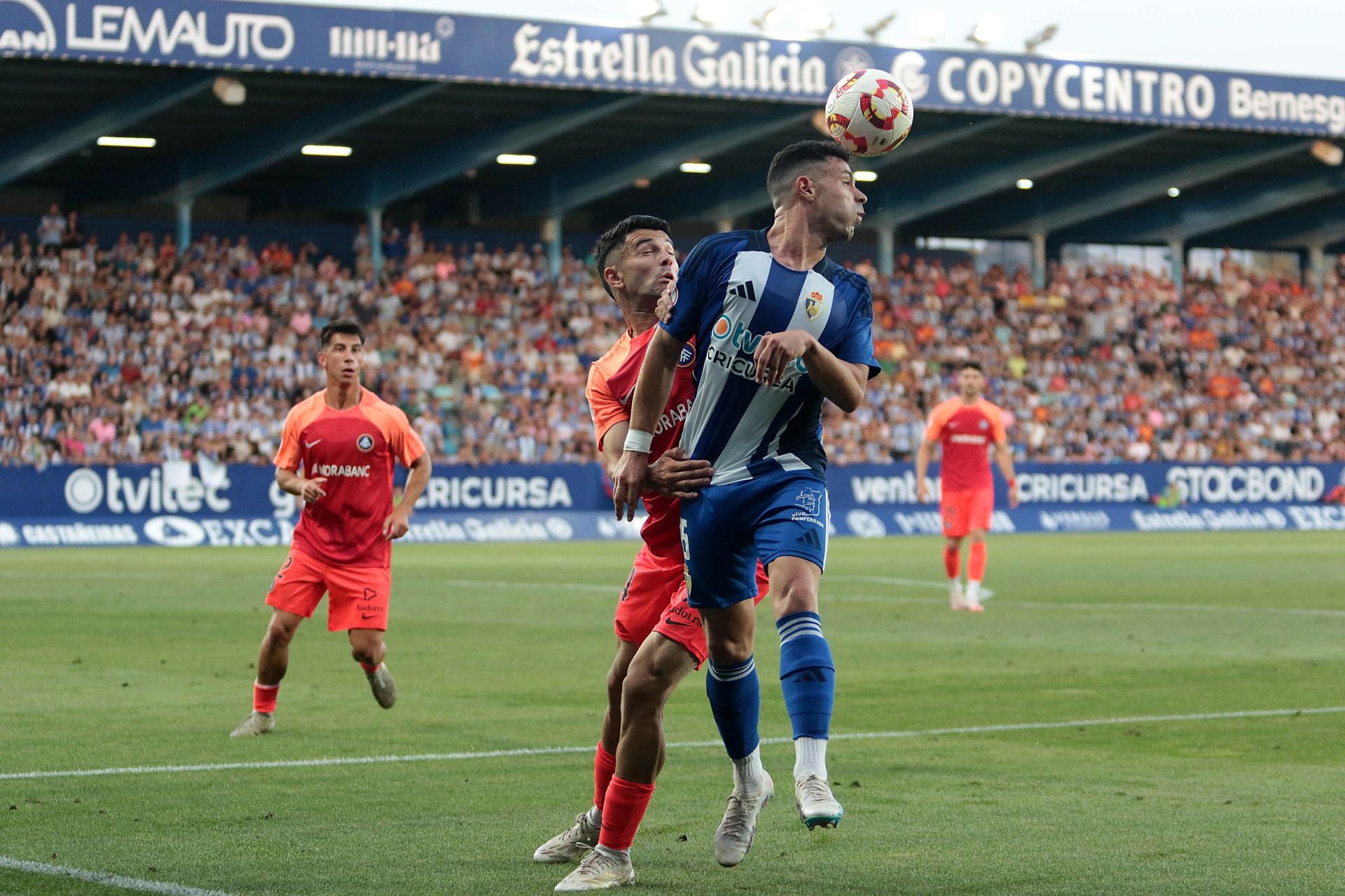 Las imágenes del cruel desenlace de la Deportiva ante el Andorra
