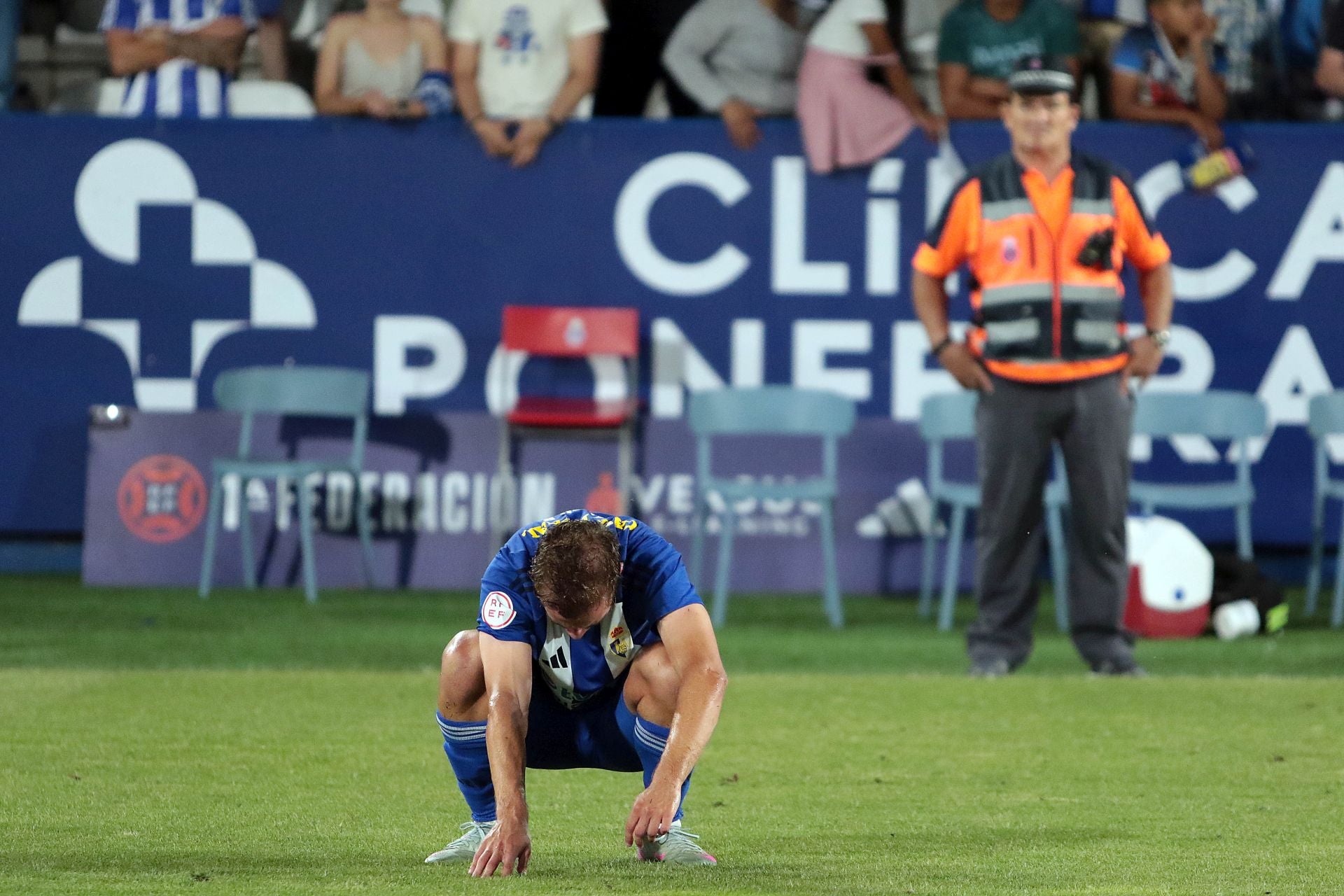 Las imágenes del cruel desenlace de la Deportiva ante el Andorra