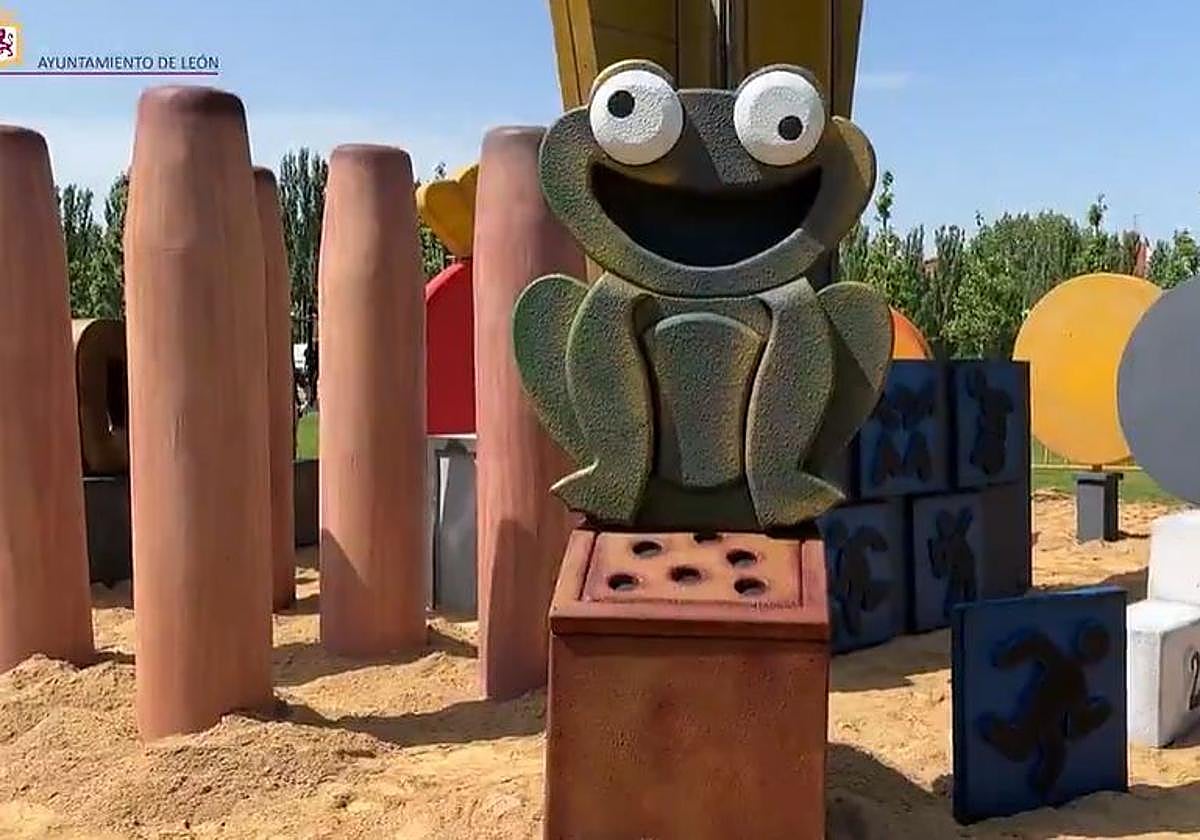 La rana, uno de los detalles de la hoguera de San Juan.