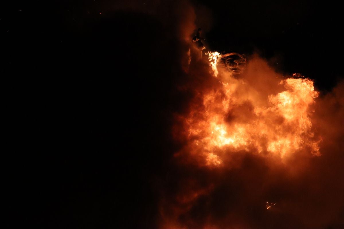 Las mejores imágenes de la hoguera de San Juan en León