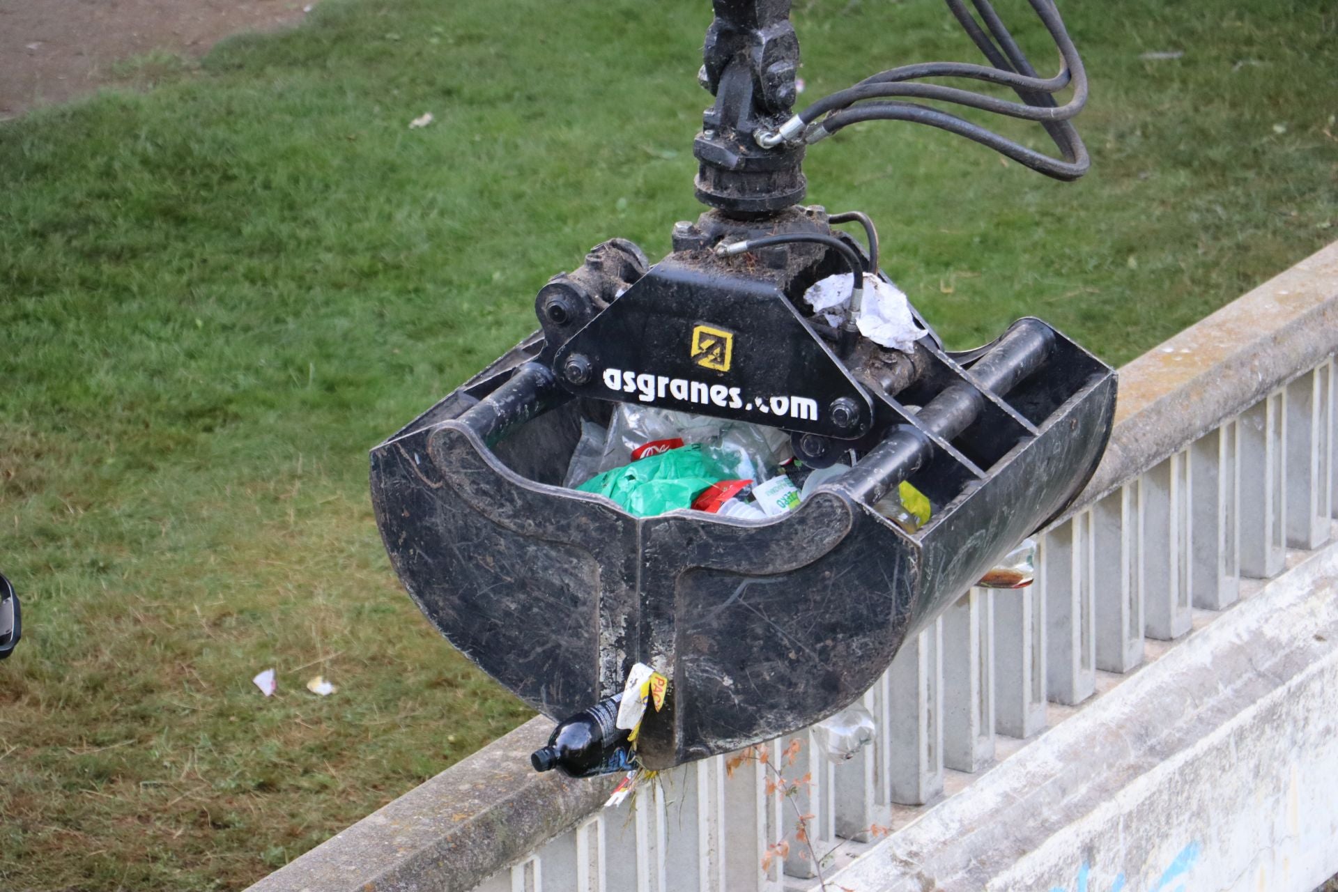 Las imágenes de la resaca de la noche de San Juan