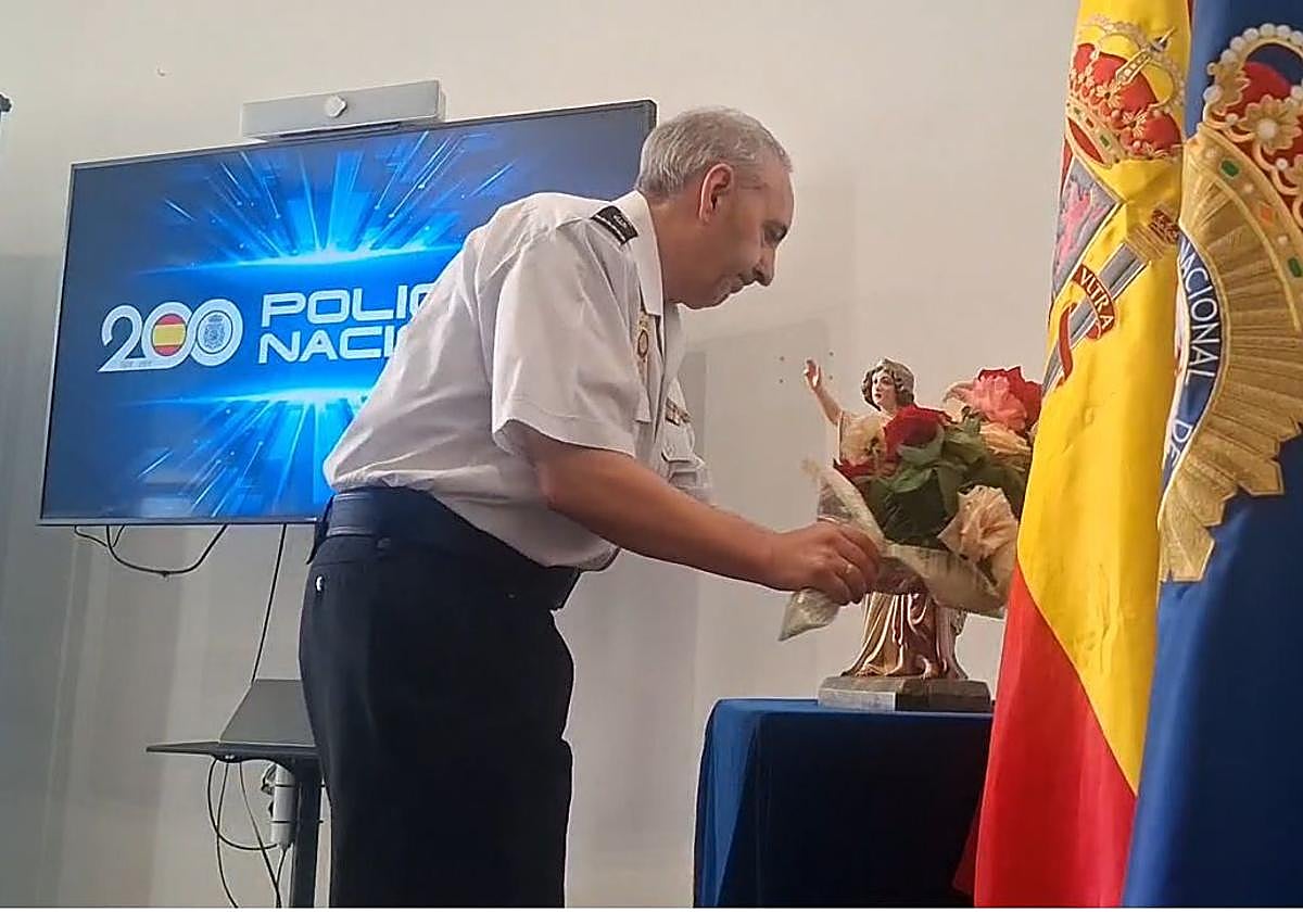 Homenaje en León a los policías fallecidos.