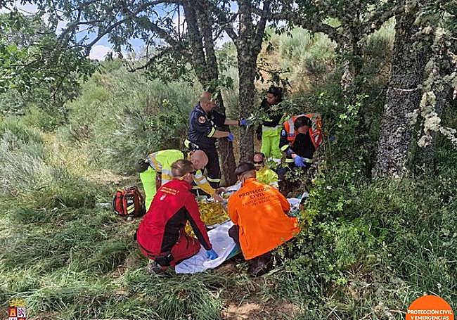Asistencia al varón tras su localización.