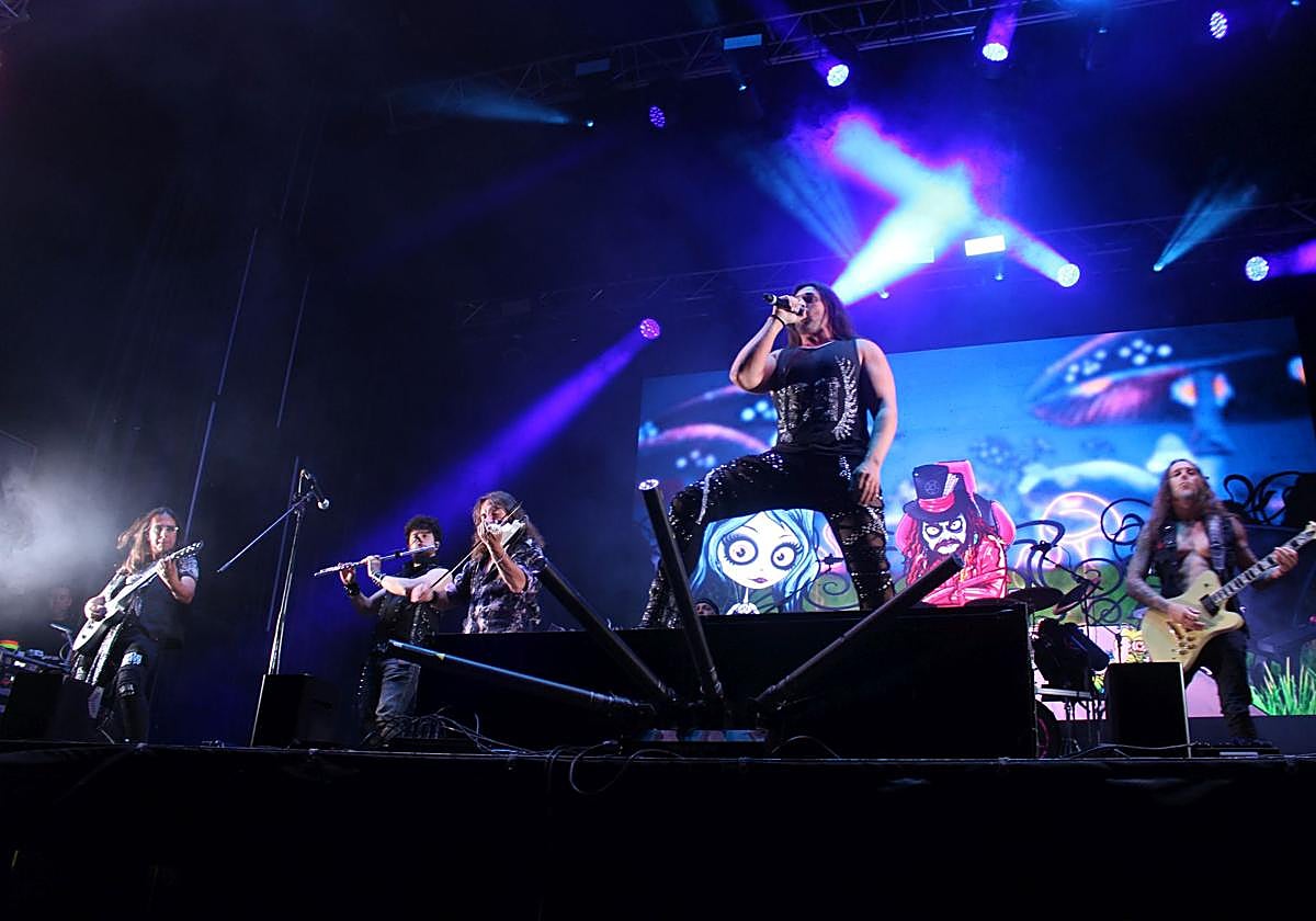 Mägo de Oz puso a vibrar a los leoneses a ritmo de folk metal.