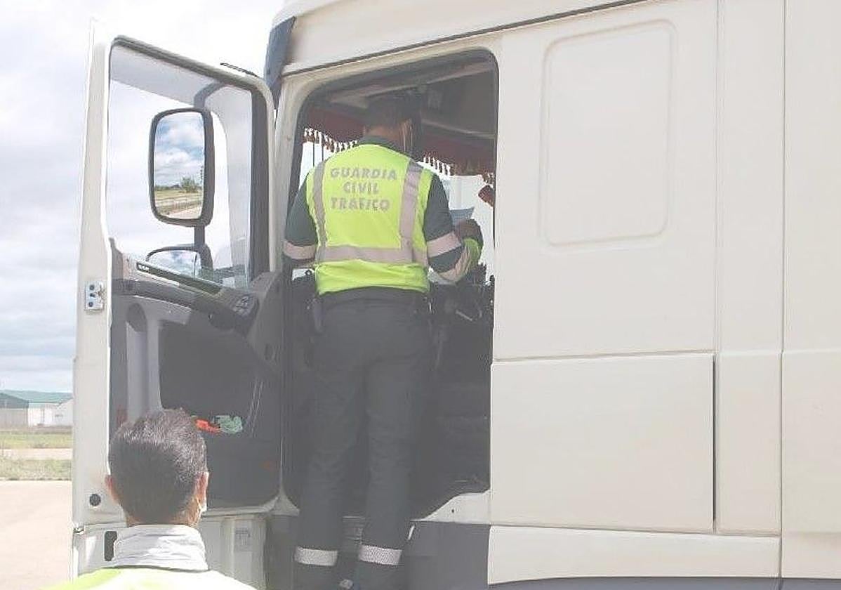 Uno de los controles a conductores.