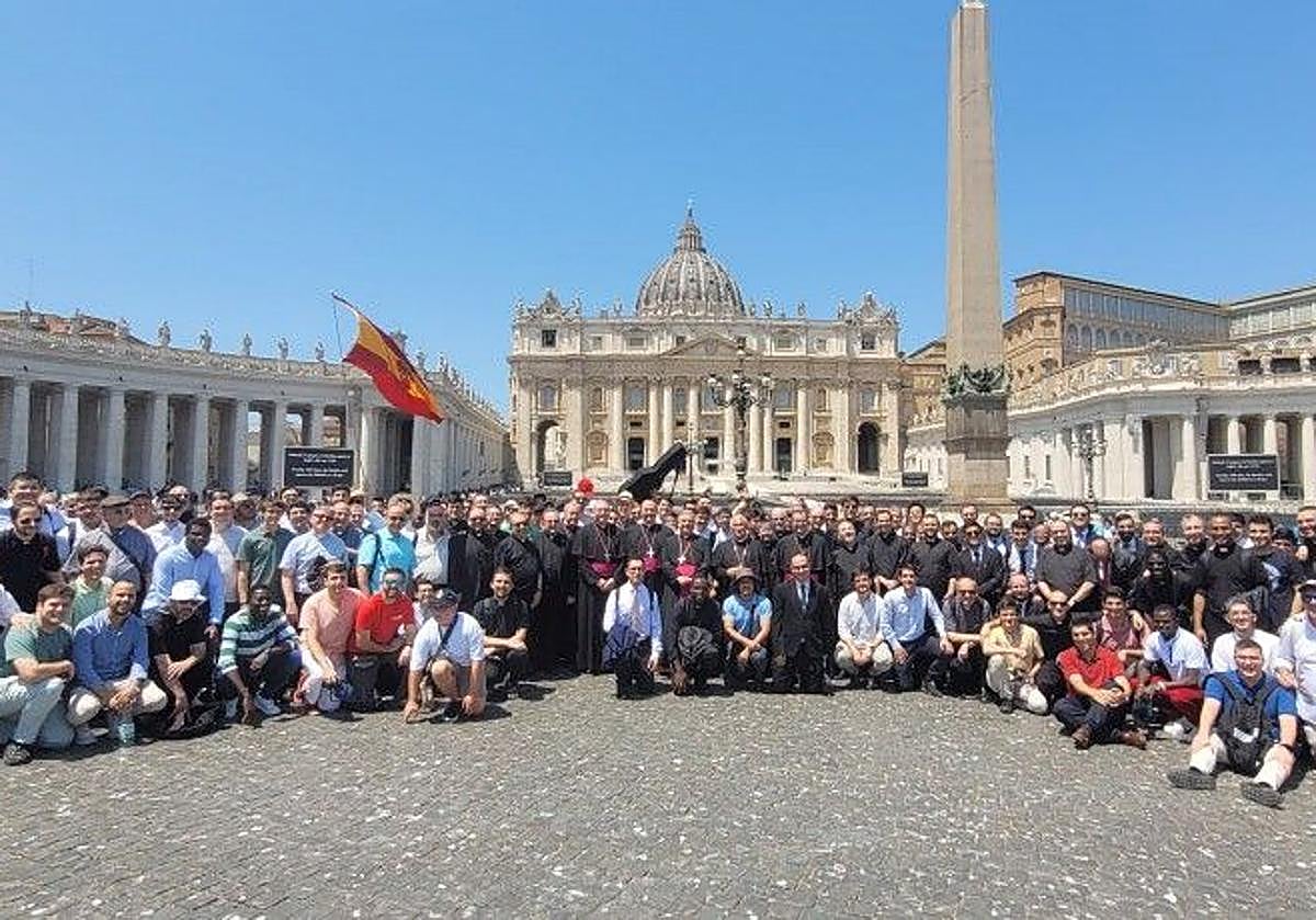 Imagen principal - Jubileo de los Seminaristas en Roma.