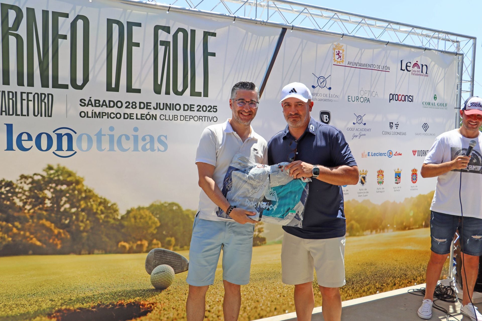 V Torneo de Golf de Leonoticias