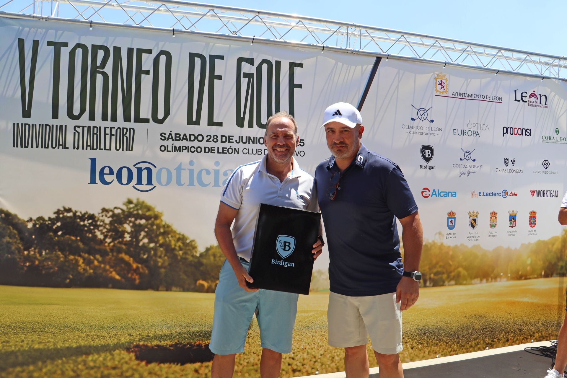 V Torneo de Golf de Leonoticias