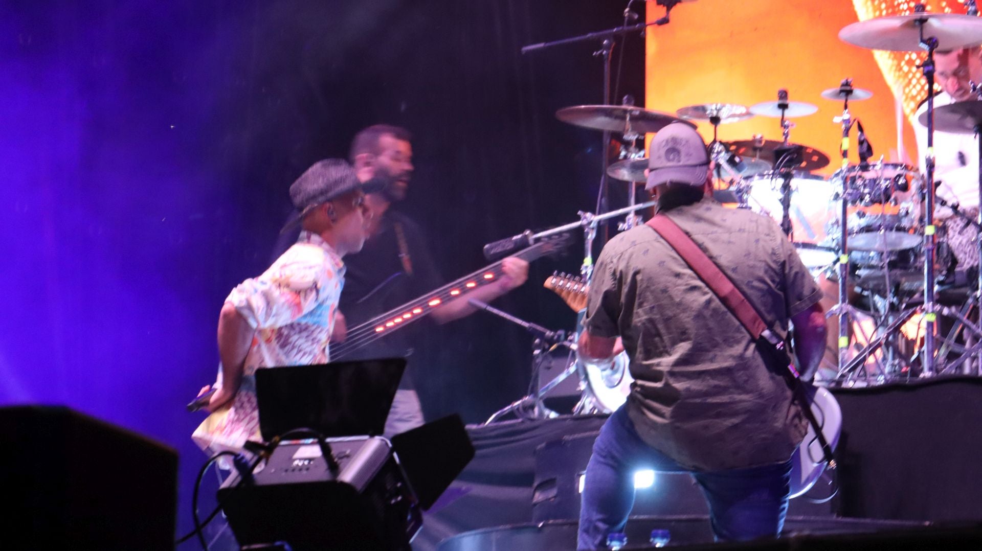 Las imágenes del concierto de Efecto Pasillo en León