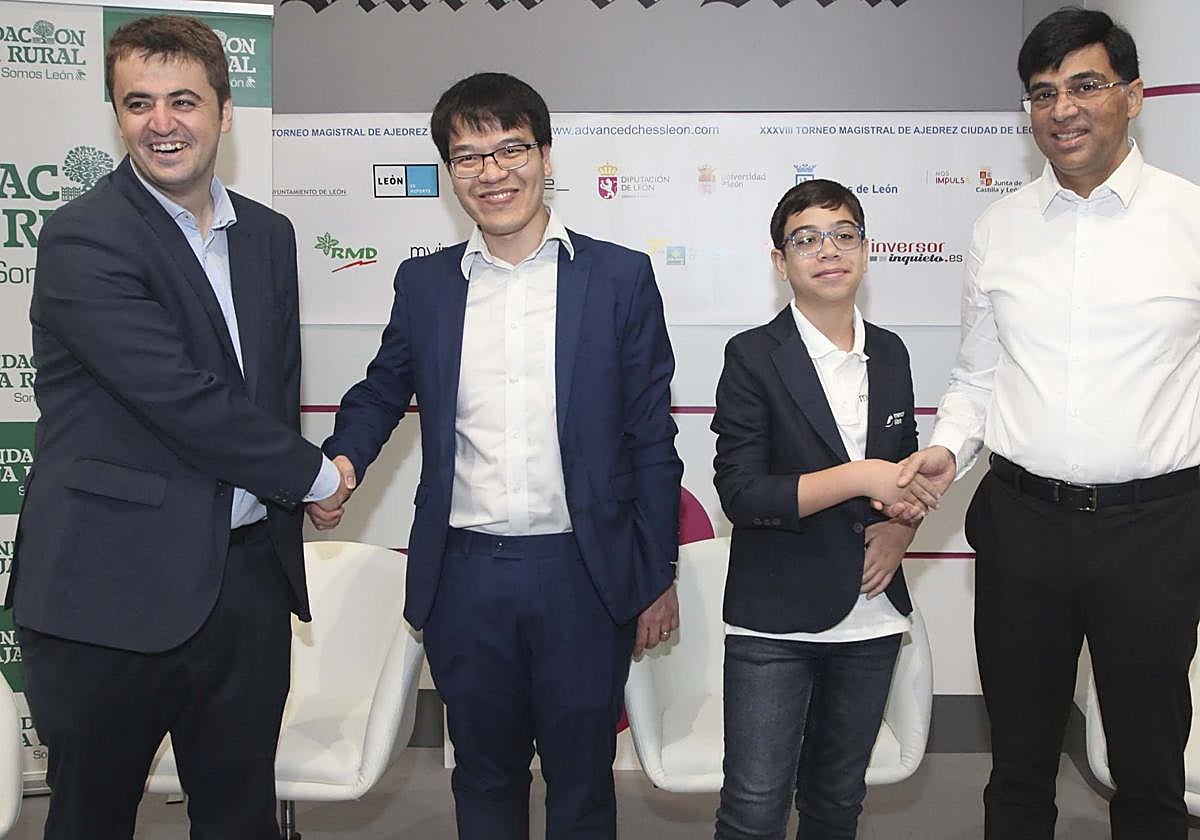 Los cuatro jugadores.