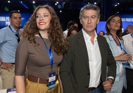 Ester Muñoz con Alberto Nuñez Feijóo en la primera jornada del XXI Congreso Nacional del PP.