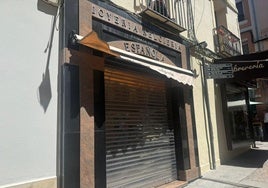 Imagen del negocio cerrado este lunes.
