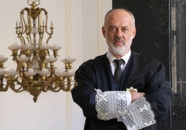 Pablo Arraiza en su llegada a la Audiencia Provincial de León.