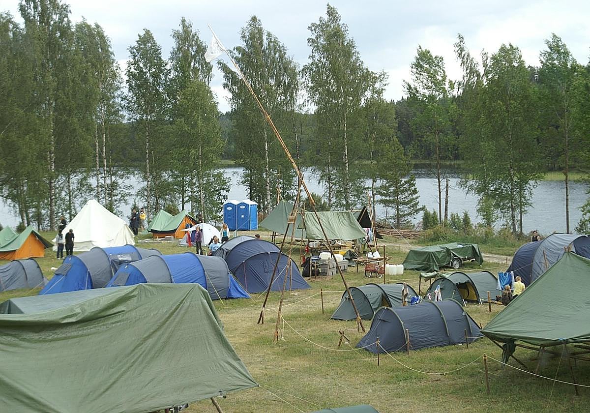 Imagen de archivo de un campamento.