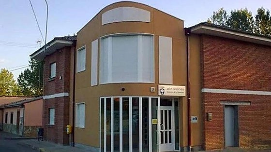 Proponen una ordenanza que regule el uso de vados y reservas en un municipio leonés