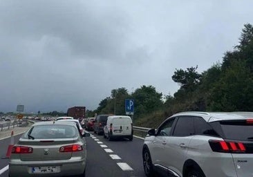Usuarios de la AP-66 reclamarán el peaje tras el atasco del domingo: «Es una vergüenza»