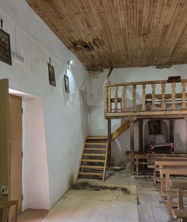 Imagen secundaria 2 - El pueblo que se puede quedar sin fiesta patronal porque sus feligreses no se atreven a entrar a la iglesia