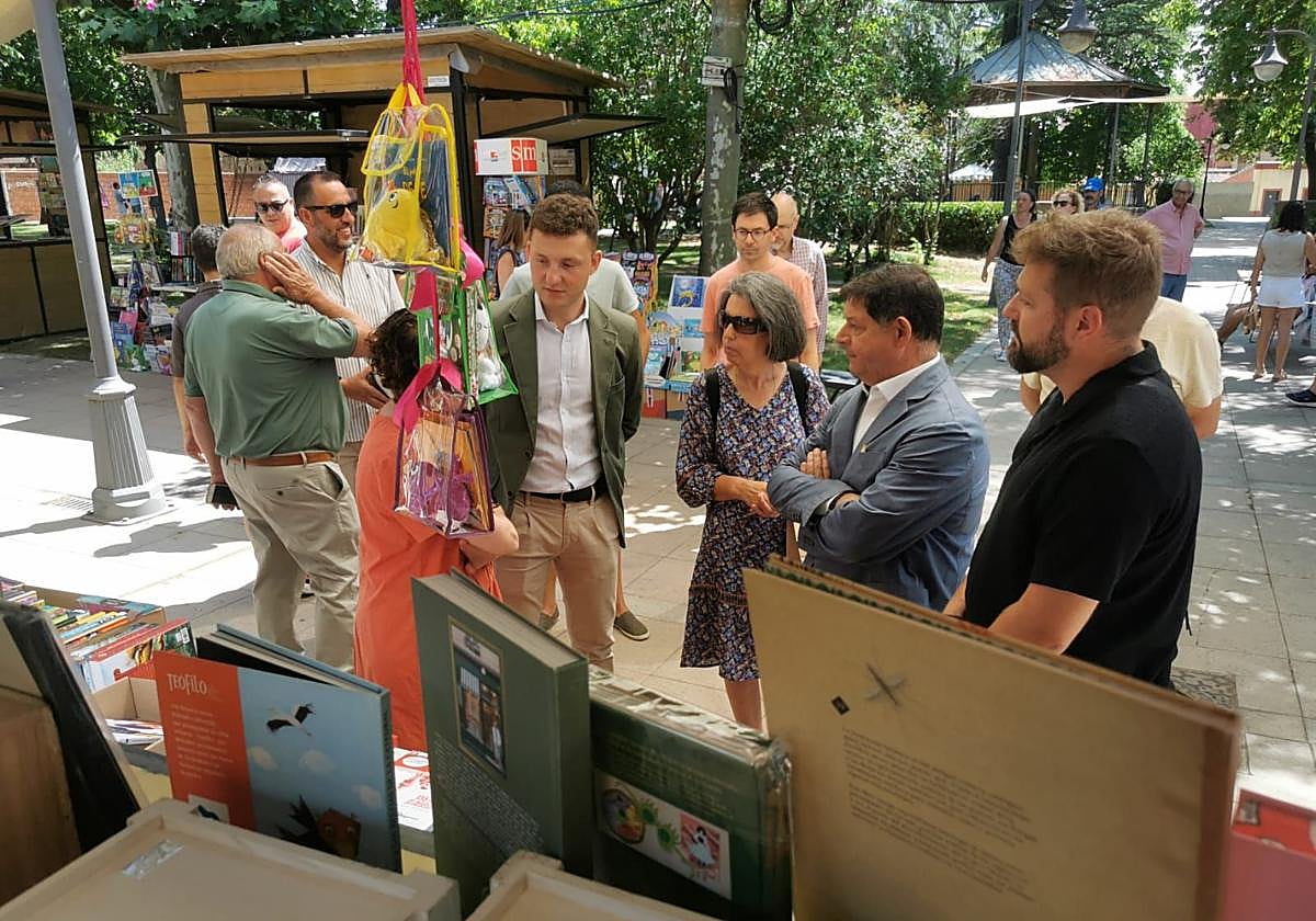 Feria del libro y disco y feria del circo en Valencia de Don Juan