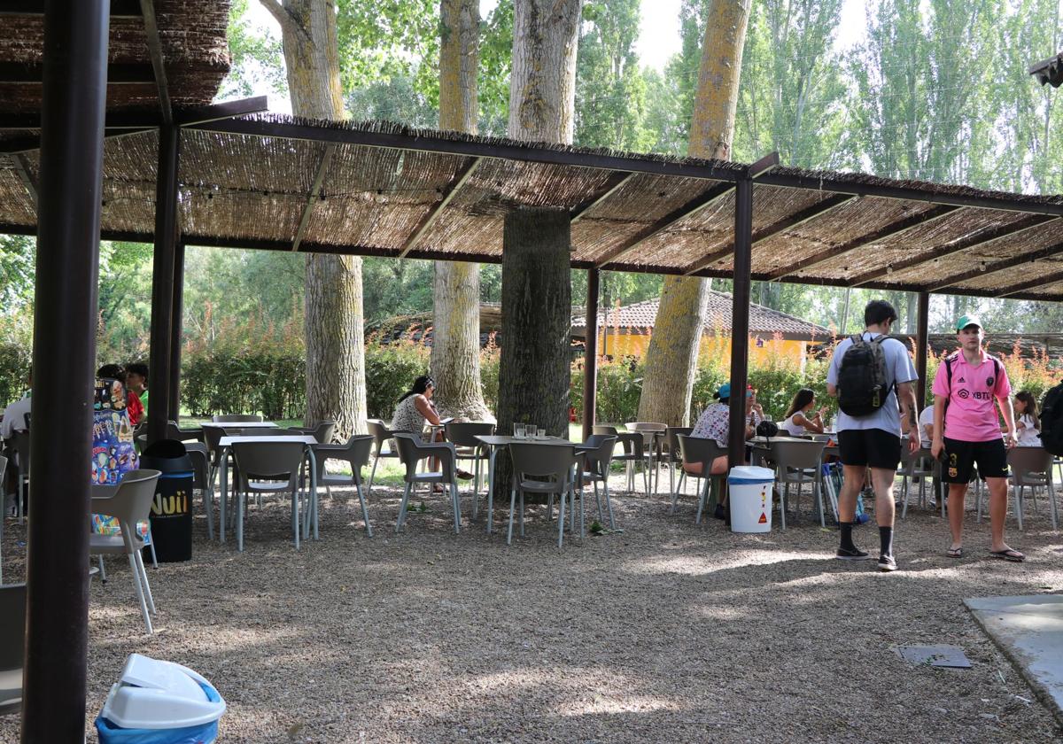 Imágenes de la terraza de La Candamia.