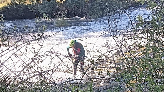 Localizan sin vida al pescador que cayó al río Porma desde el puente de Lugán