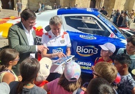 Presentación del vehículo de Calleja.