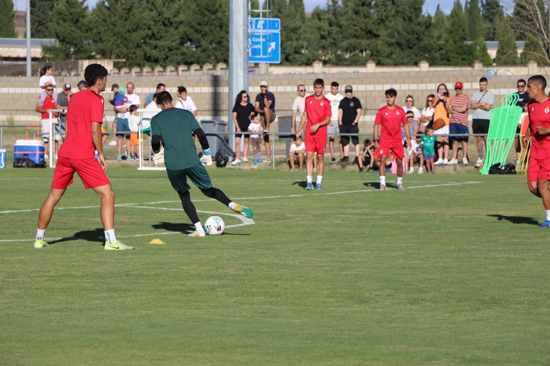 Las imágenes del entrenamiento de la Cultural y Deportiva Leonesa