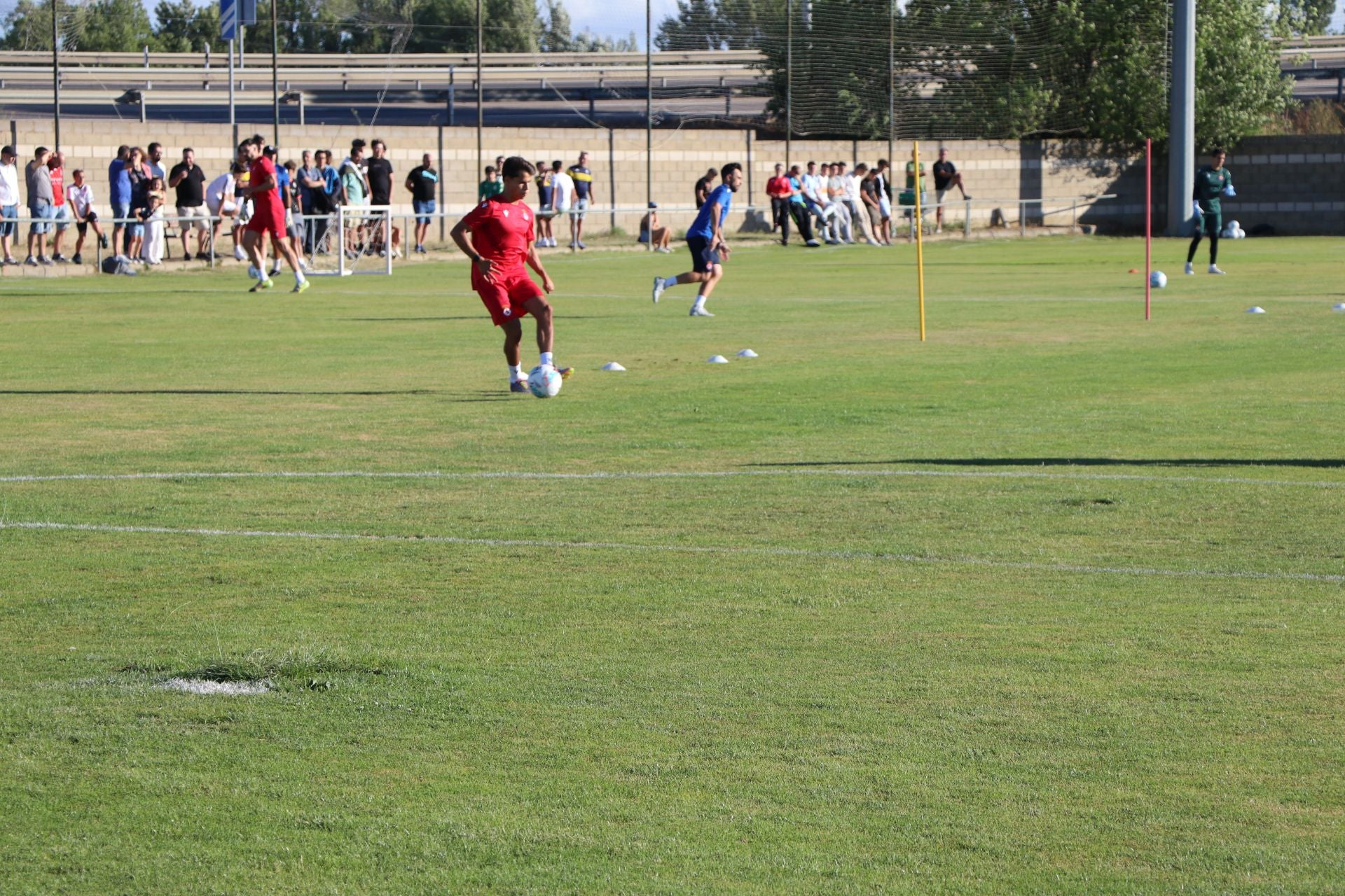 Las imágenes del entrenamiento de la Cultural y Deportiva Leonesa
