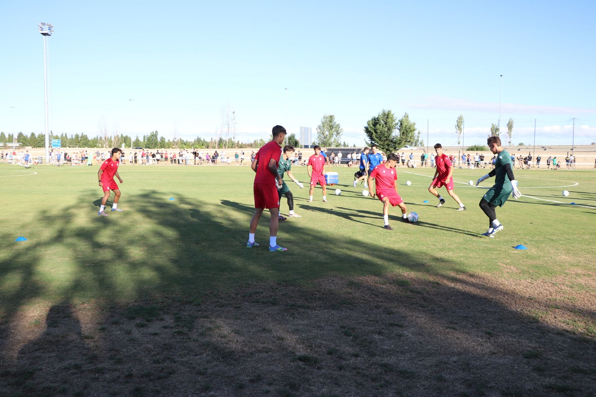 Las imágenes del entrenamiento de la Cultural y Deportiva Leonesa