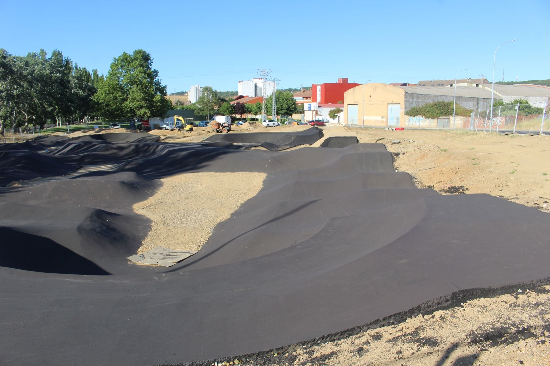 Las obras de la pista de &#039;pumptrack&#039; en Puente Castro