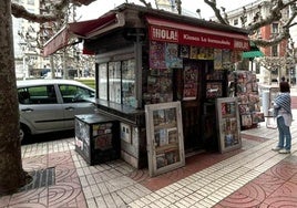 Imagen del quiosco de la plaza de la Inmaculada, el único que sigue abierto.
