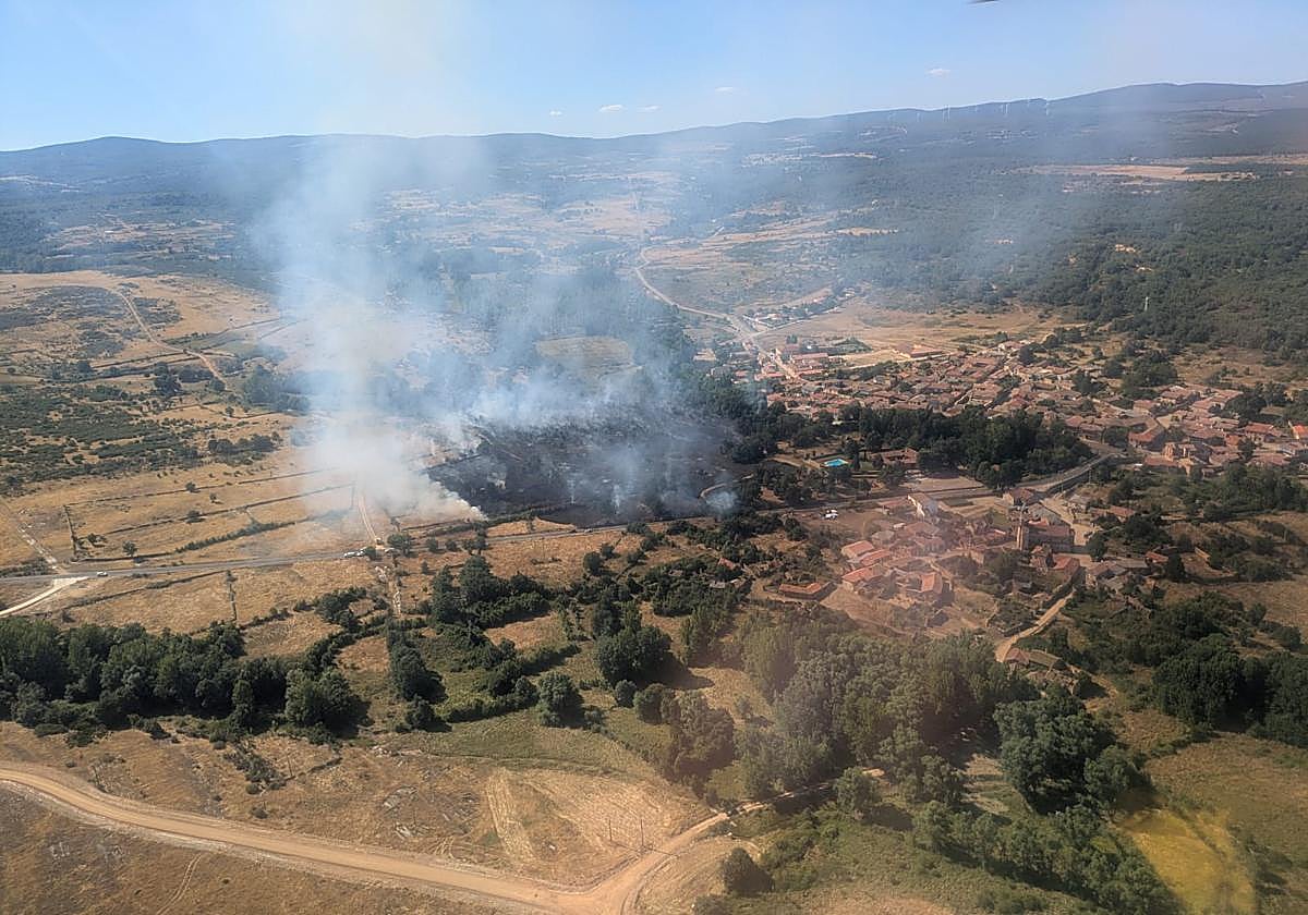 Incendio en Santa Colomba de Somoza.