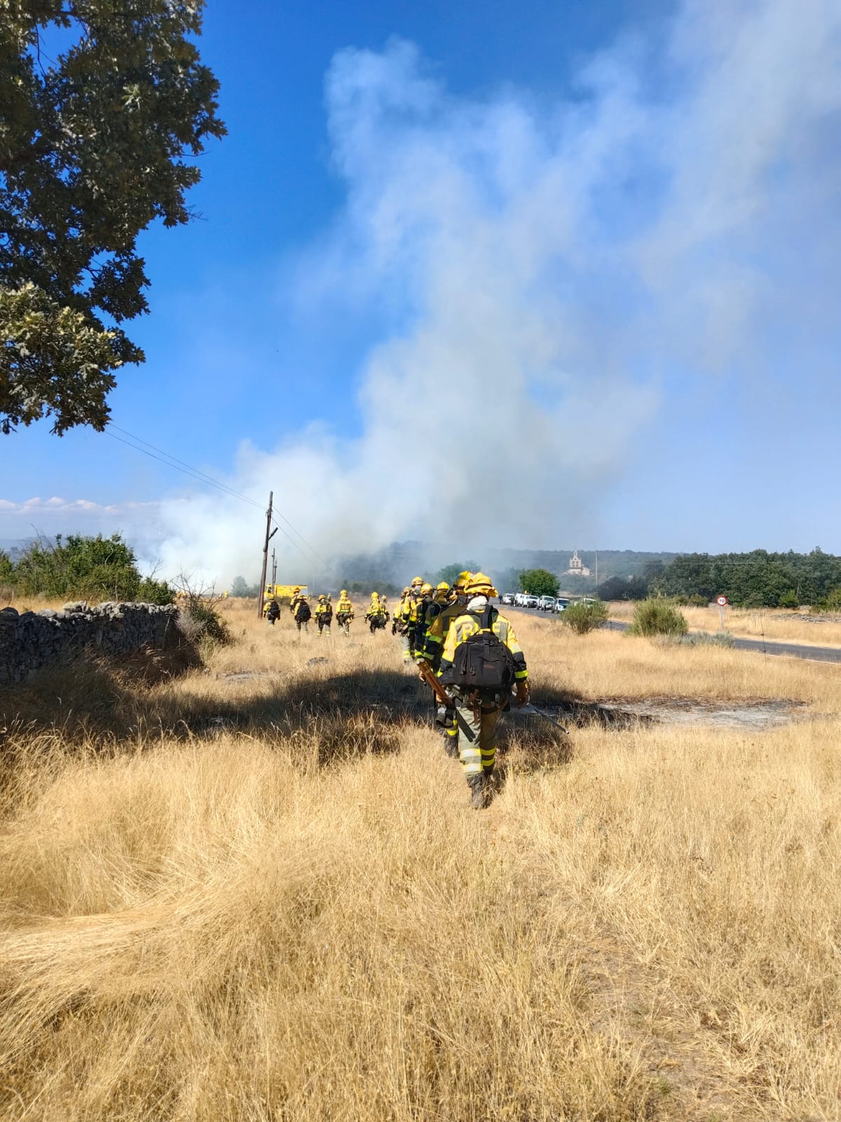 Así ha sido el incendio junto a Santa Colomba de Somoza