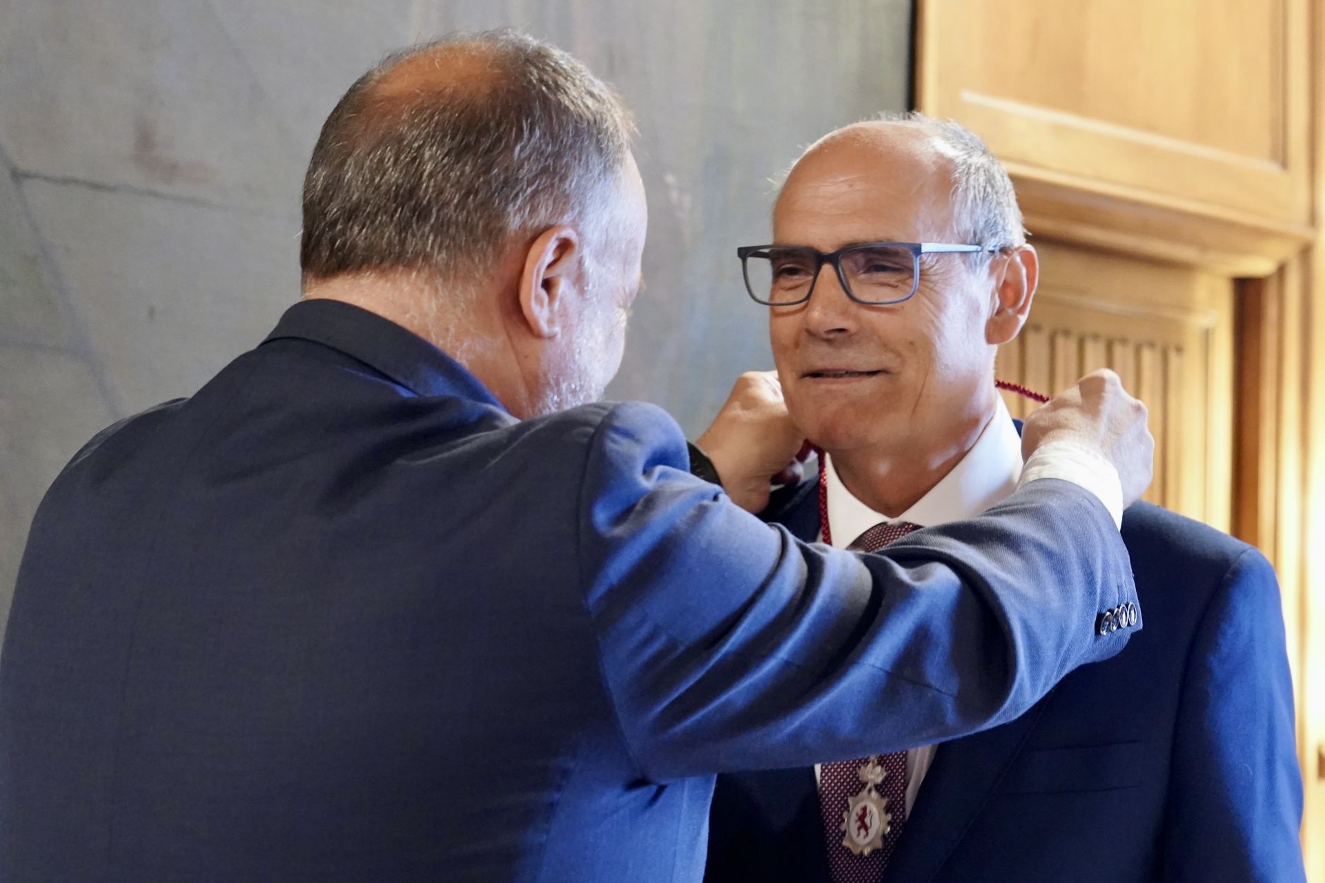 Toma de posesión de dos nuevos diputados provinciales en León