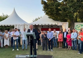 El delegado del Gobierno en Castilla y León, Nicanor Sen, ofrece el pregón inaugural de la XVIII Feria del Lúpulo y la Cerveza de Carrizo de la Ribera (León)