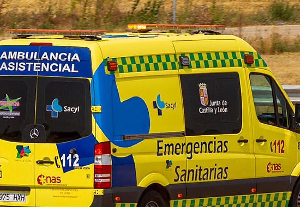 Un turismo sufre un brutal accidente en Villablino