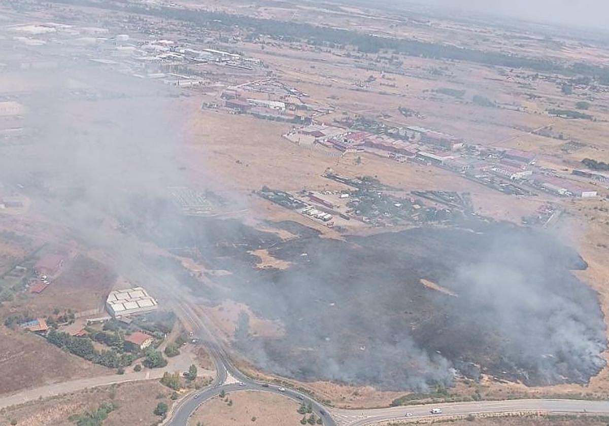 Imagen aérea del incendio.