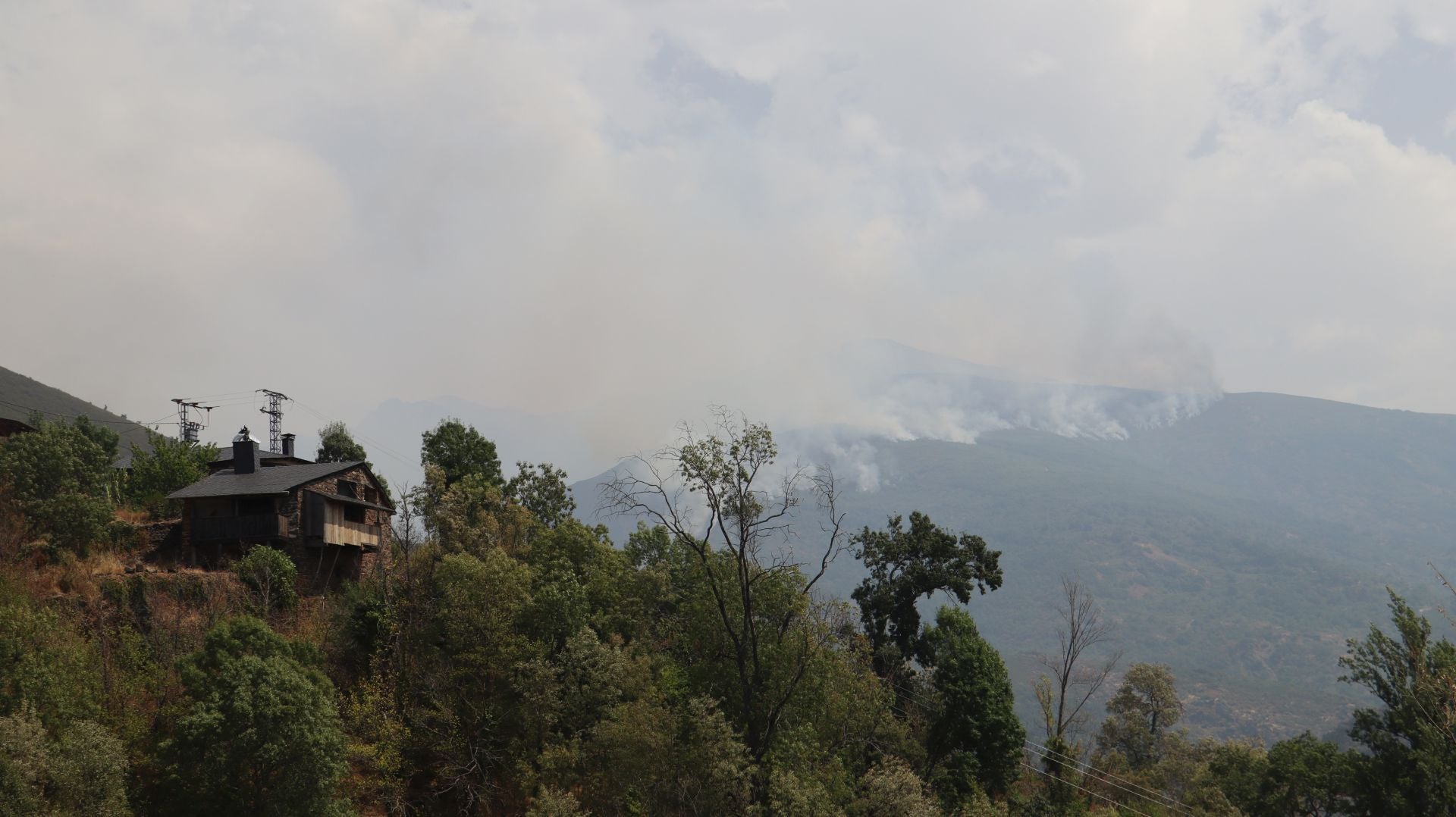 Imágenes del incendio de Yeres