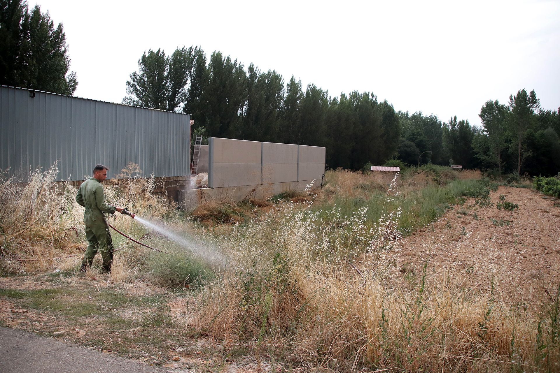 Las imágenes de la evacuación de un pueblo de León por los incencios