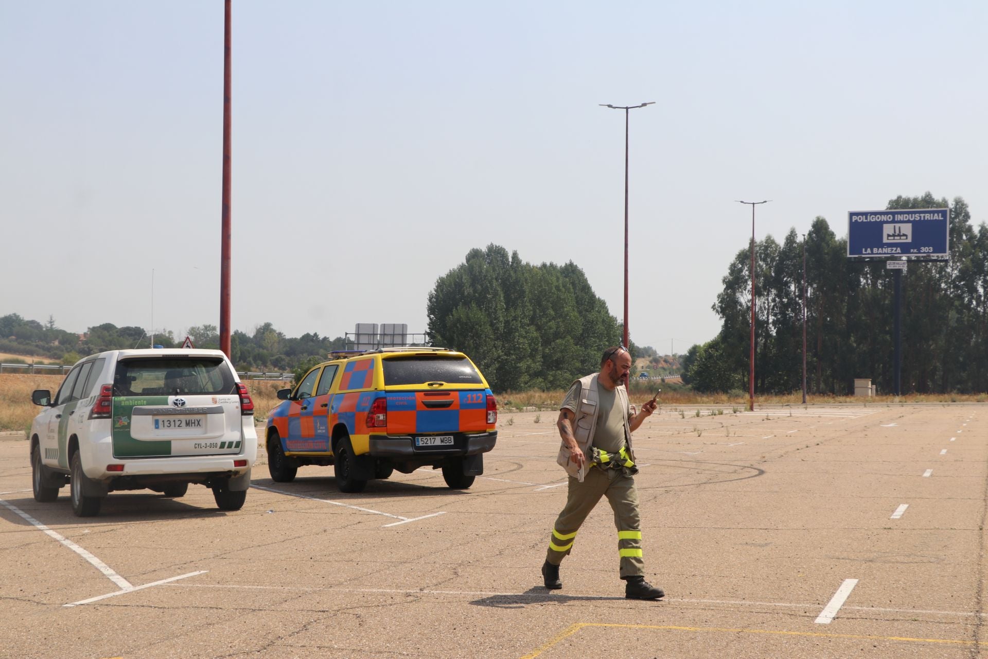 El Puesto de Mando Avanzado coordina la lucha contra el incendio de Castrocalbón