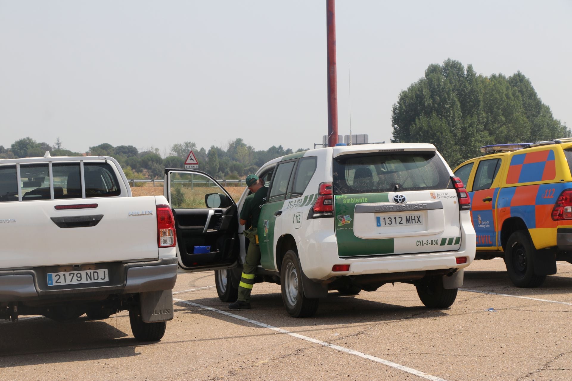 El Puesto de Mando Avanzado coordina la lucha contra el incendio de Castrocalbón