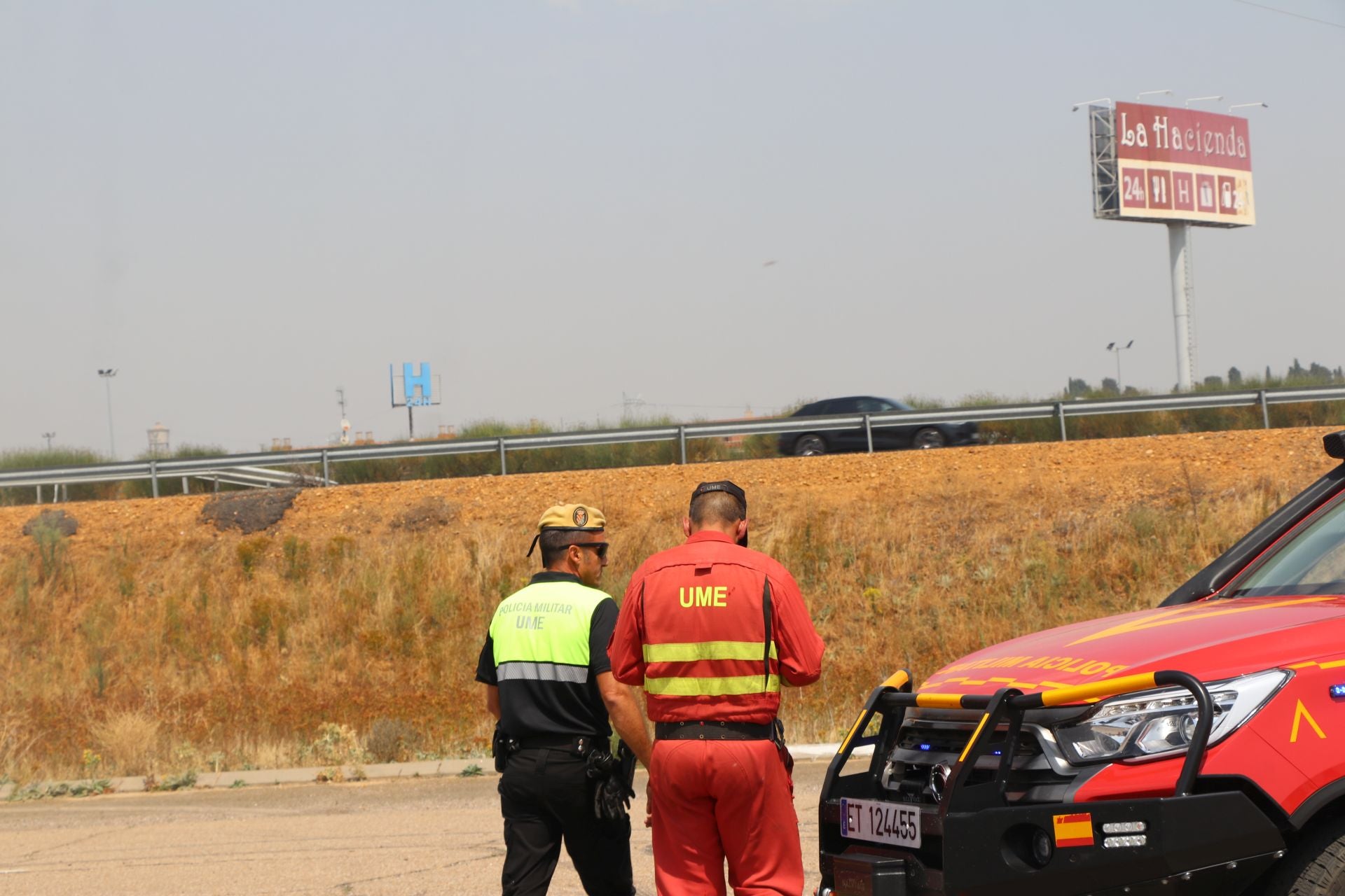El Puesto de Mando Avanzado coordina la lucha contra el incendio de Castrocalbón