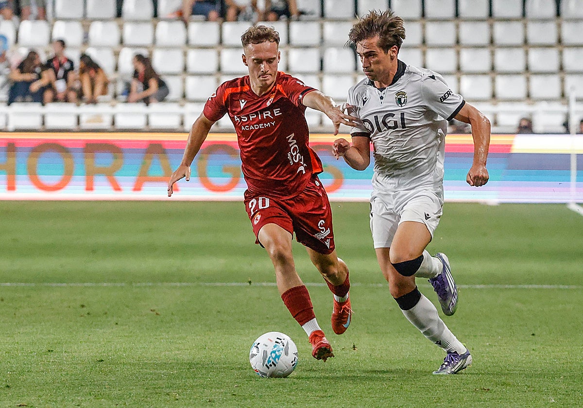 Imagen del partido entre el Burgos y la Cultural