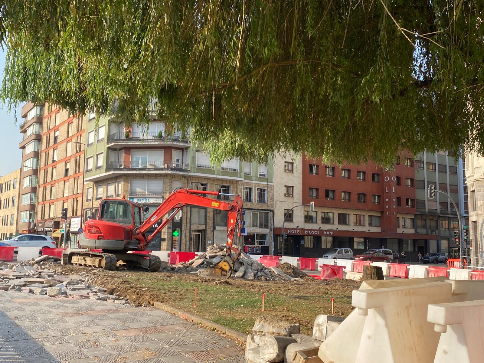 Imágenes de la obra en el Puente de los Leones