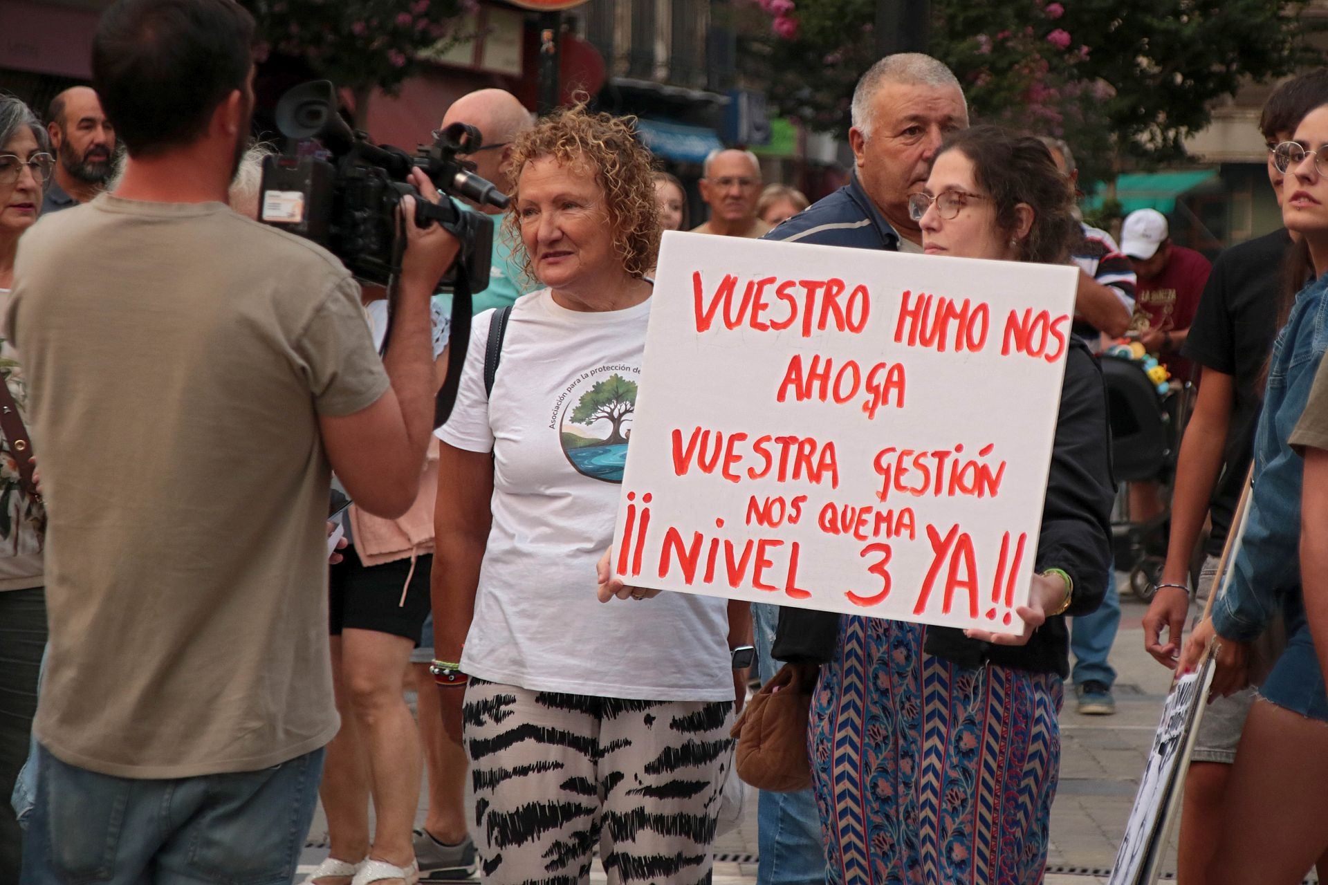 La Bañeza exige el nivel 3 de emergencia por los incendios de la provincia