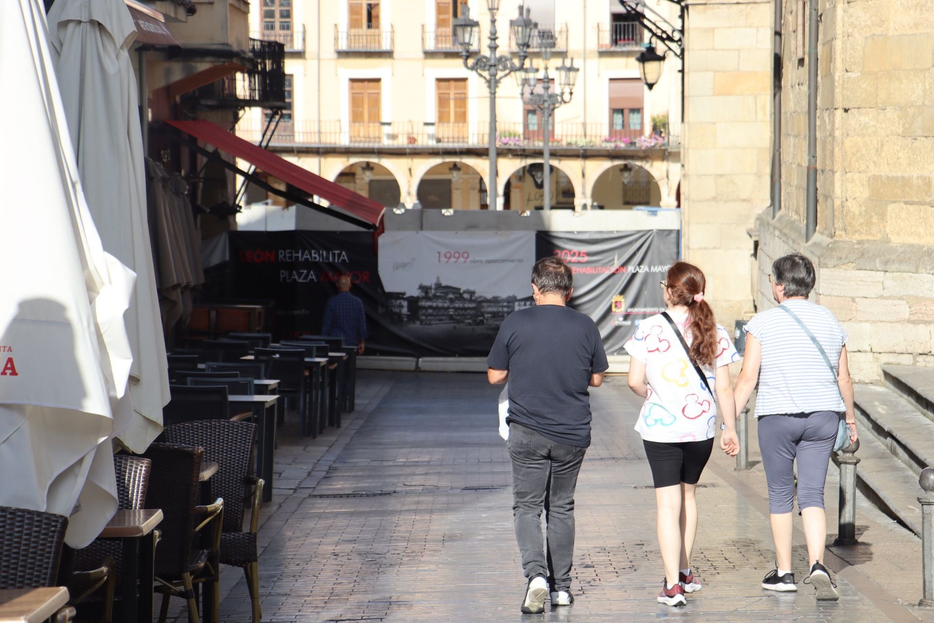La plaza Mayor, a punto de abrir por completo